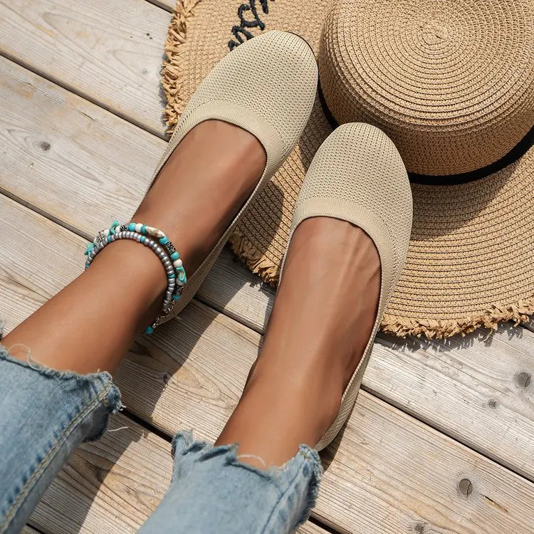 Lara | Dames Ballerina's Met Platte Zool Beige