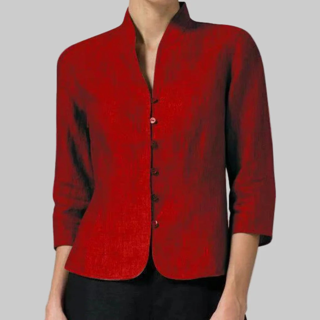 Luchtige dames blouse met opstaande kraag, strakke belijning en knoopsluiting voor verzorgde look