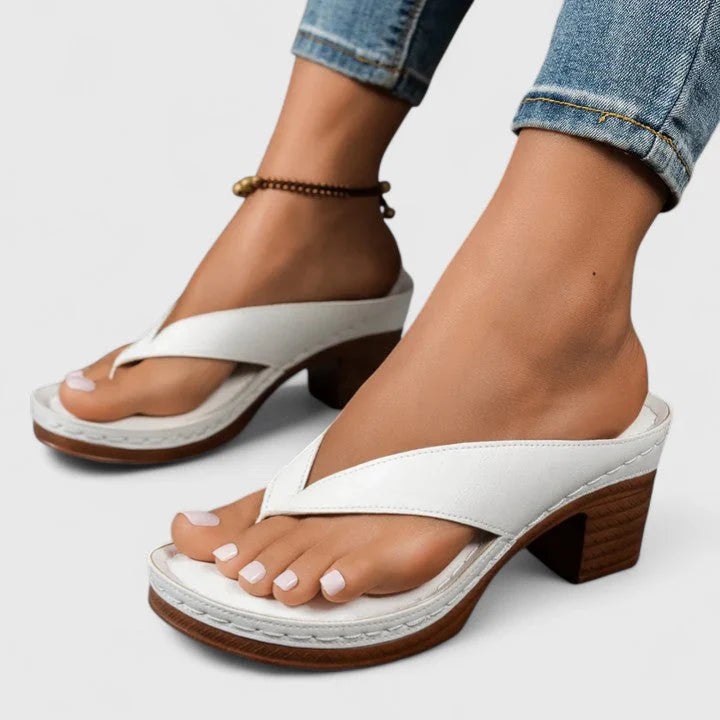 Dames teenslippers met thong bandje en chunky hak, moderne zomerse sandalen voor dagelijks gebruik