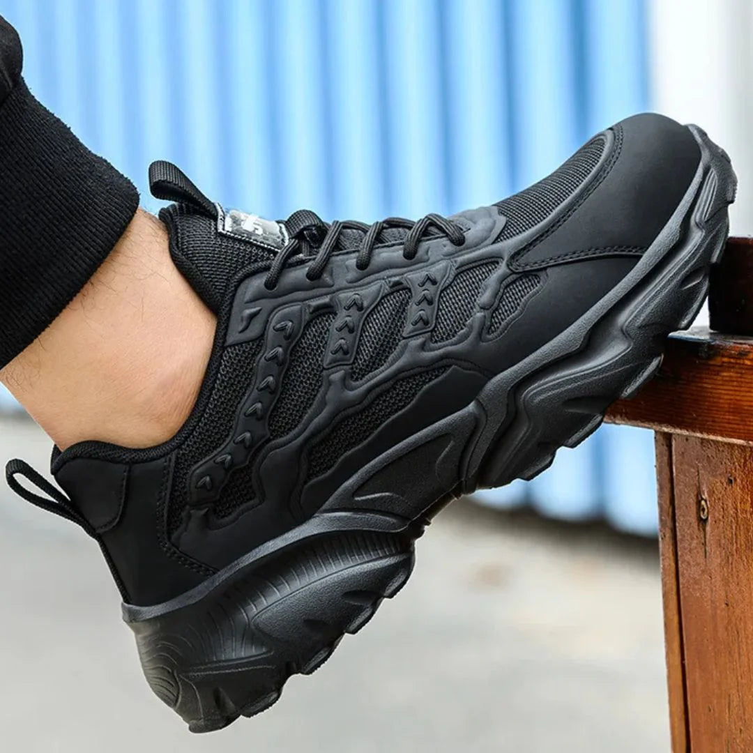 Casual chunky sneakers voor vrouwen met gevoerde binnenzool, zijaanzicht toont laagopbouw