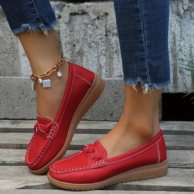 Detail van loafers met zachte voering en soepele pasvorm, geschikt voor dagelijks gebruik