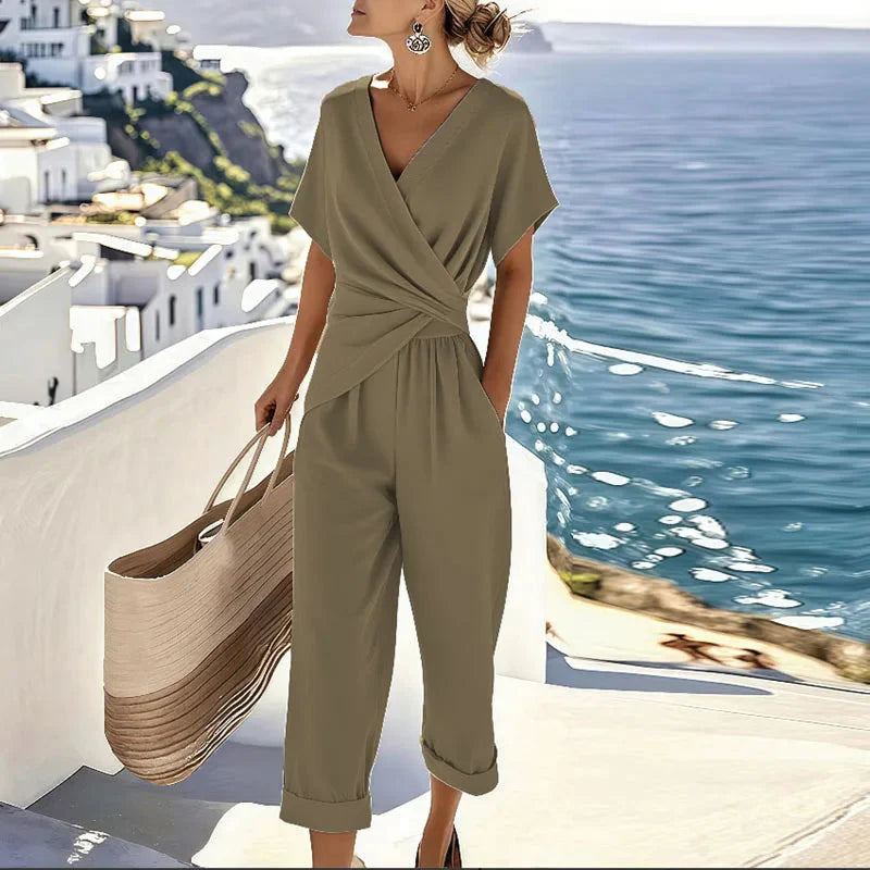 Vera | Jumpsuit met V-hals en Cropped Pijpen Khaki