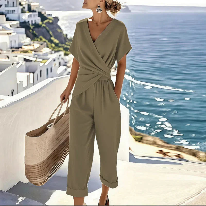 Vera | Jumpsuit met V-hals en Cropped Pijpen Khaki