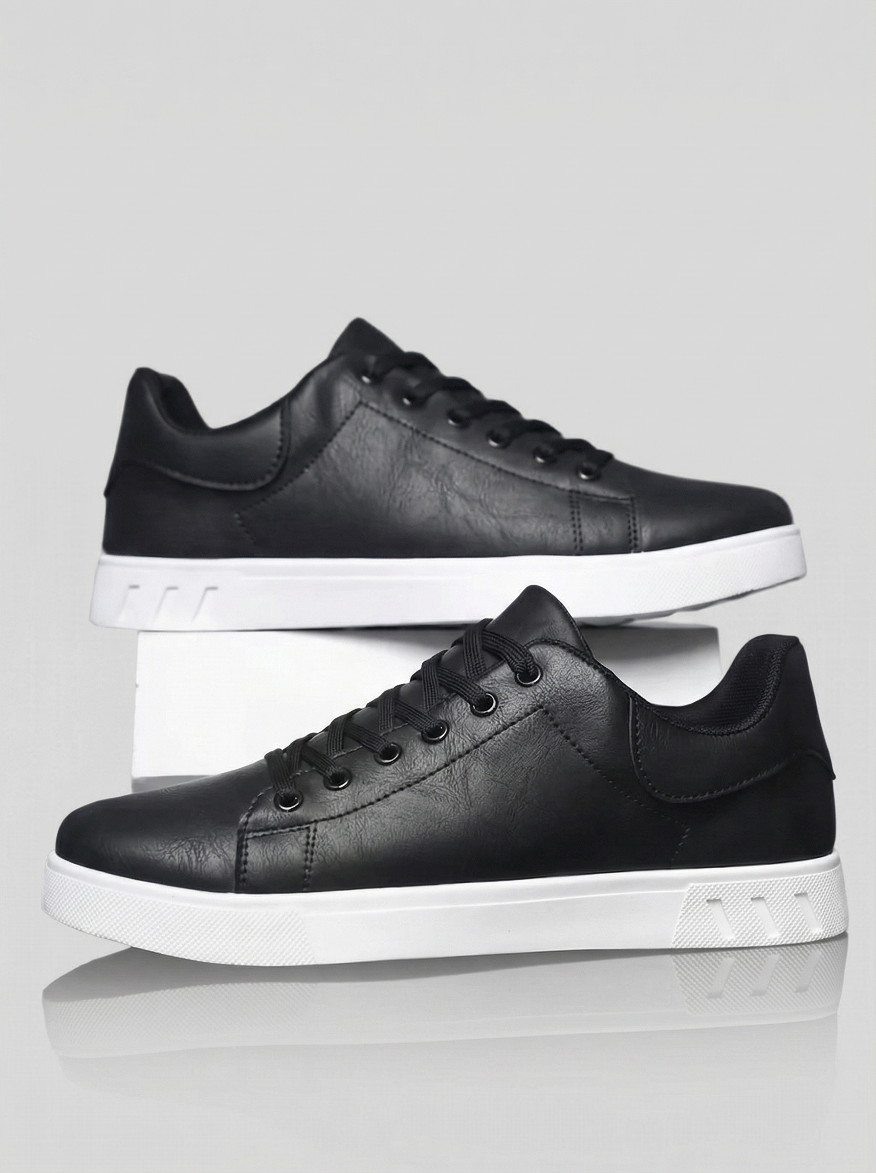 Klevo | Sneakers Kunstleer Vetersluiting