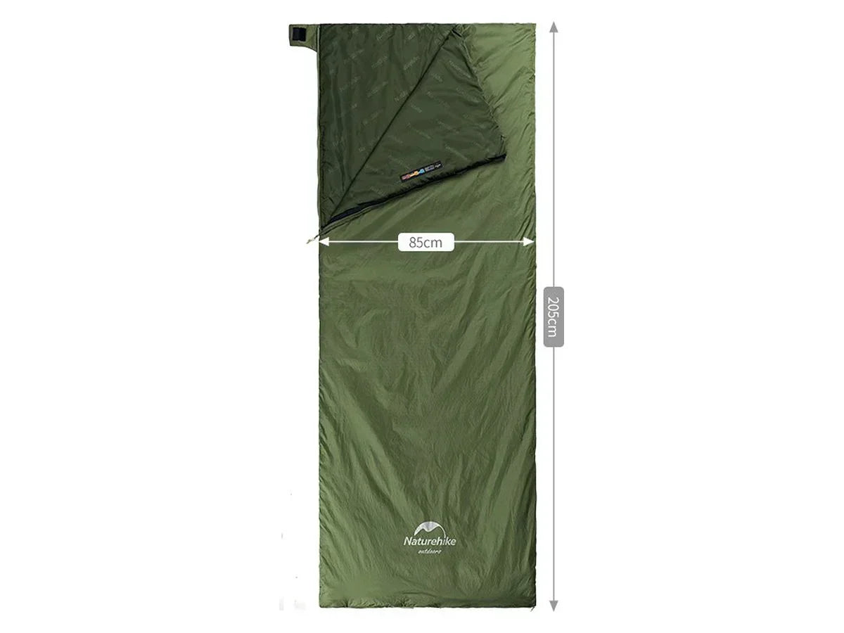Compacte slaapzak outdoor camping getoond in verschillende posities, veelzijdig voor kamperen en outdoor activiteiten