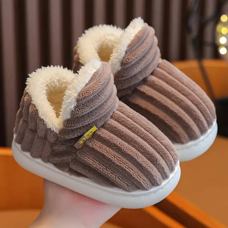 Antislip pantoffels dames met dikke zool en gesloten teen voor binnen en buiten