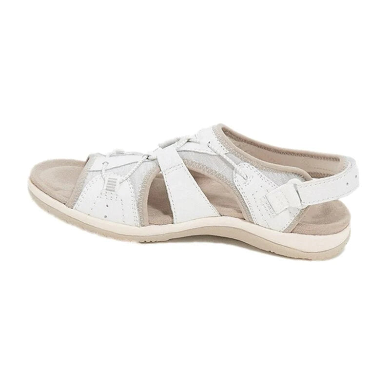Lichtblauwe dames sandalen met gevormd voetbed en sportief bandjessysteem