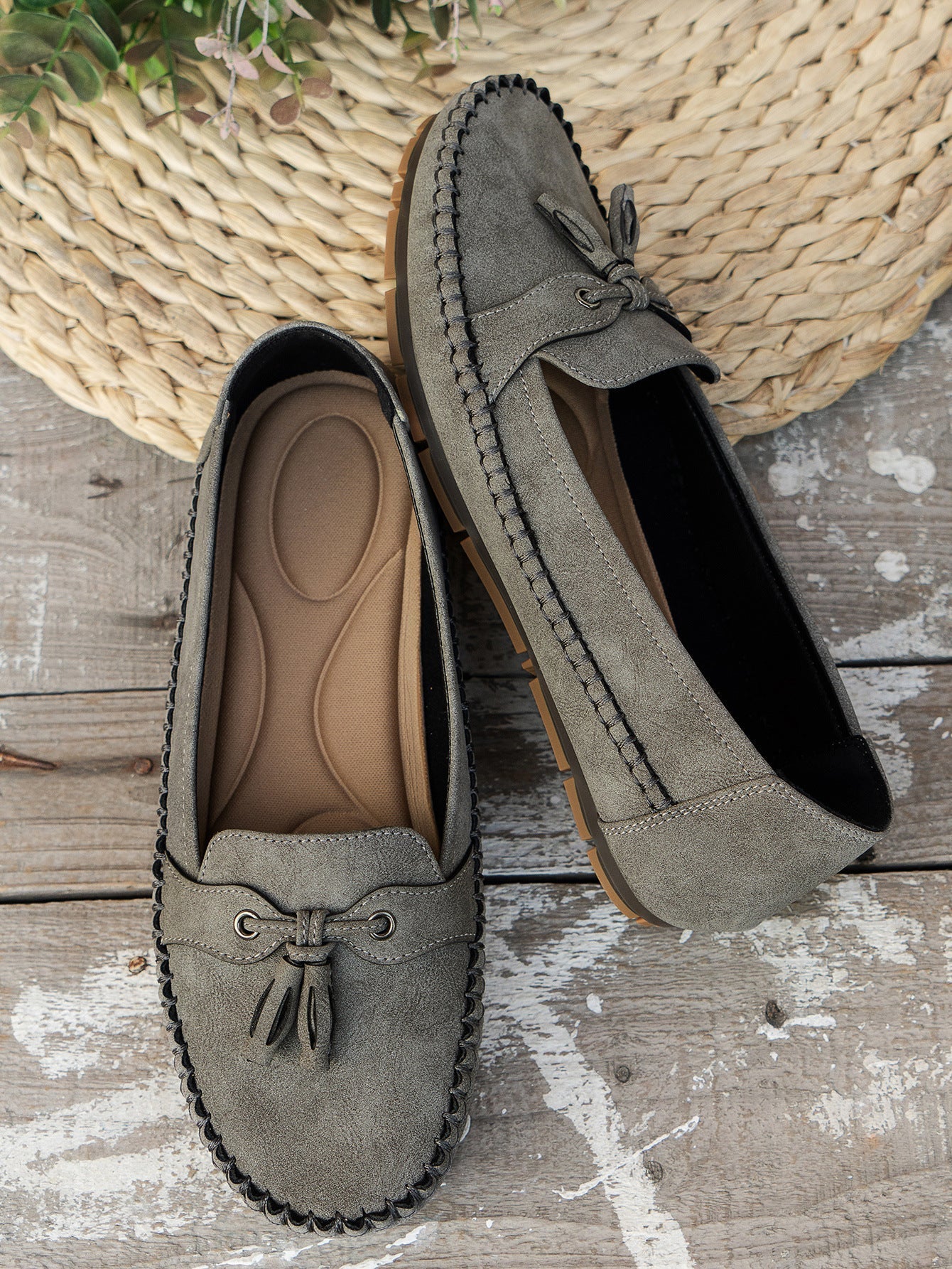 Dames instappers met handgestikt mocassindetail en comfortabele pasvorm