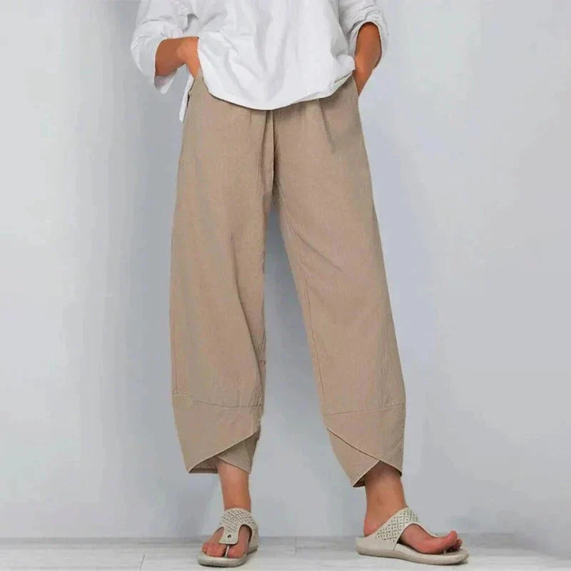 Dames linnen zomerbroek losvallend met gekruiste zoom en elastische tailleband in beige