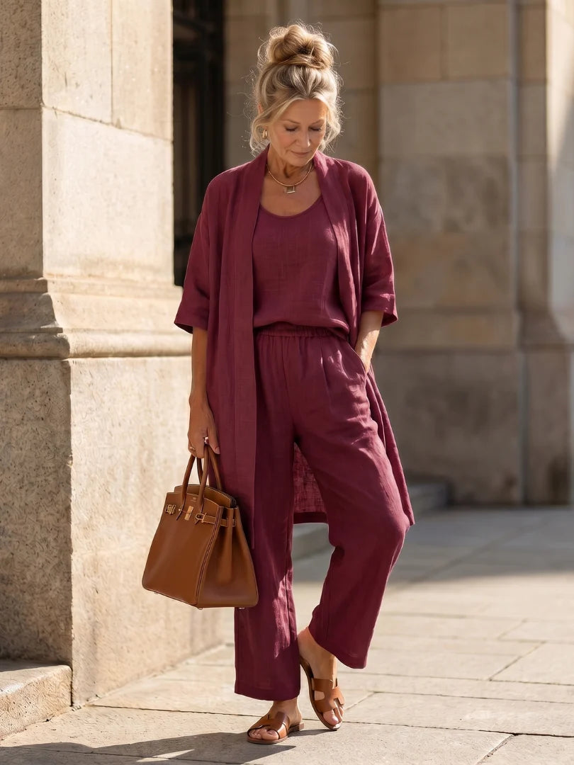 Longline vest en wijde broek combinatie in driedelige linnen set close-up