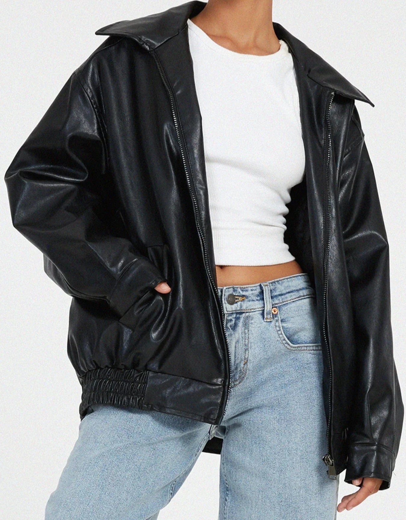 Oversized dames jas met moderne silhouet en zijzakken detail