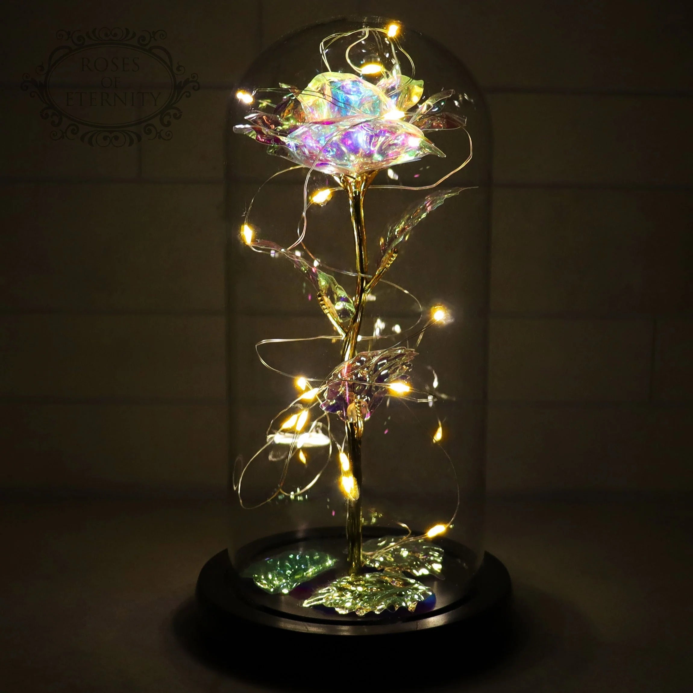 Glazen stolp met gouden roos en LED-licht als romantisch cadeau