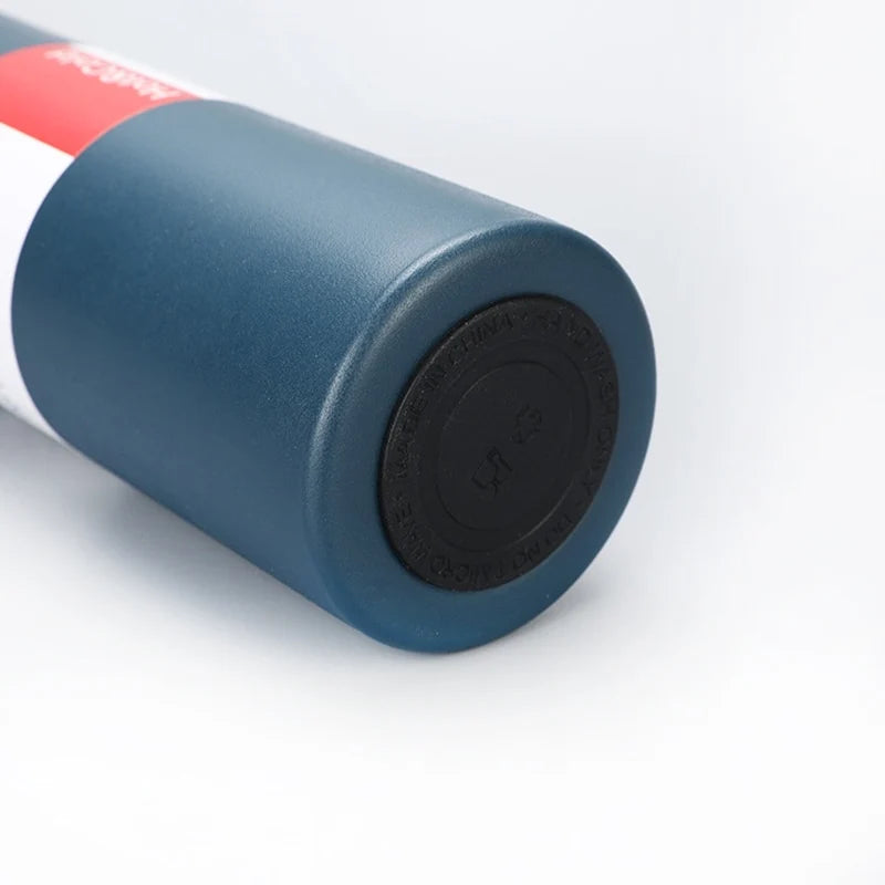 Compacte thermoskan van roestvrij staal met dubbelwandige isolatie voor 12 uur temperatuurbehoud
