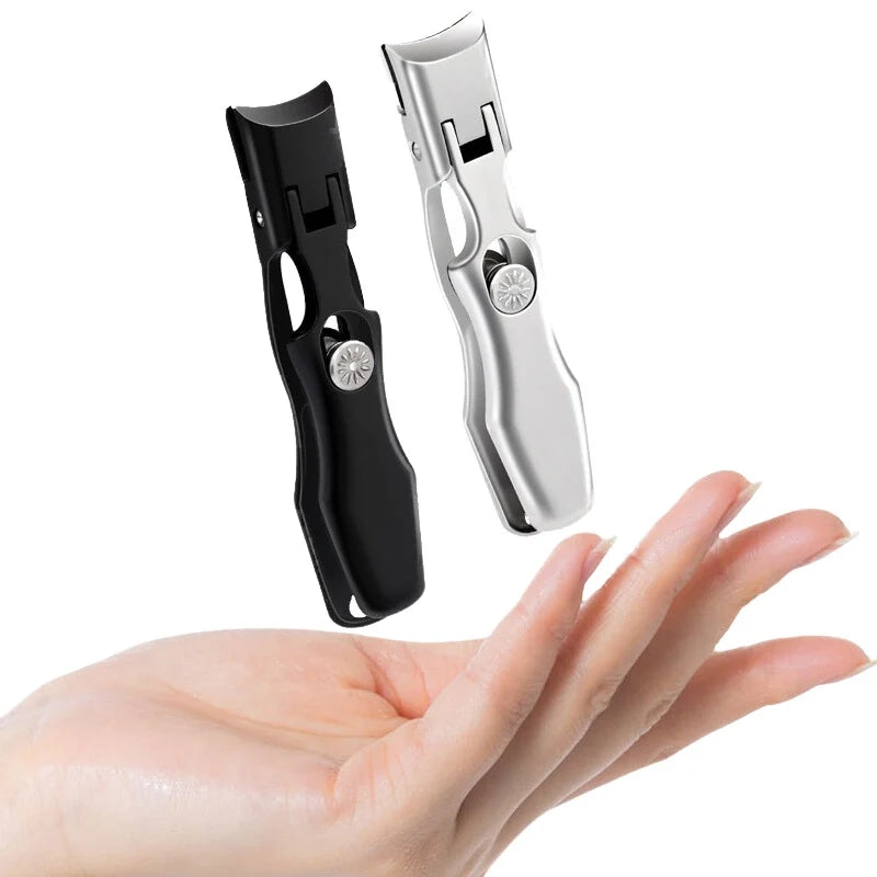 Nagelknipper voor dikke nagels in zwart en zilver met ergonomisch design en opvangbak