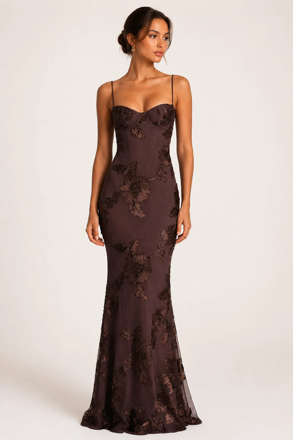Avondjurk met mermaid-snit en bloemborduursel detail, corsetlijfje en dunne bandjes voor formele gelegenheden